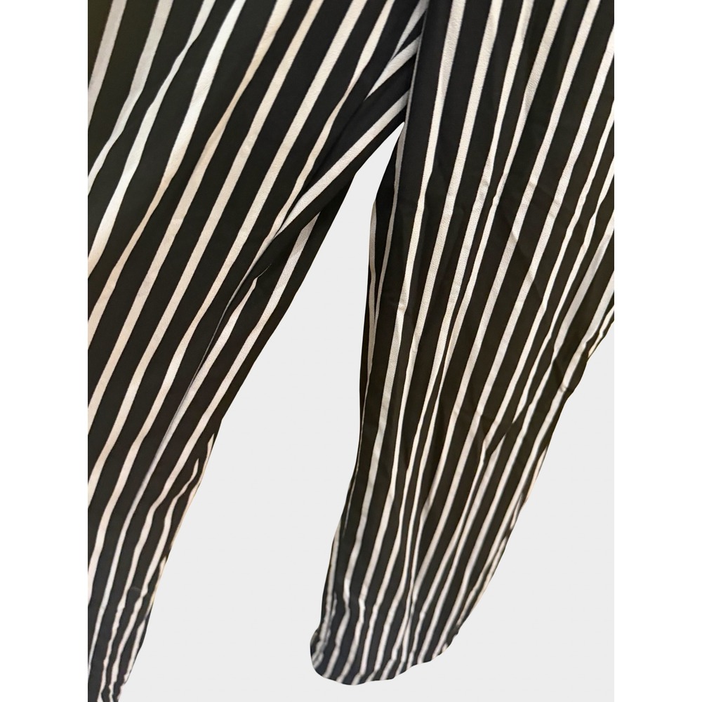 🌻3/$10 Ci Sono Black Ivory Striped Jumpsuit Spaghetti Strap Small Minimalist - Picture 6 of 9